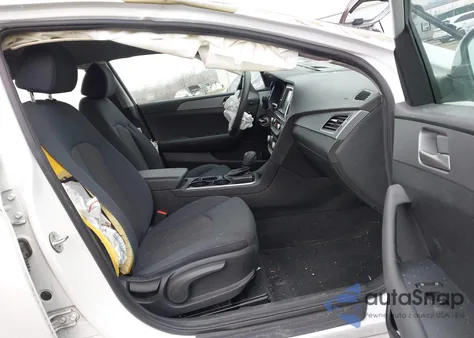 2018 Hyundai Sonata Se z USA, uszkodzony, nr VIN 5NPE24AF9JH680477